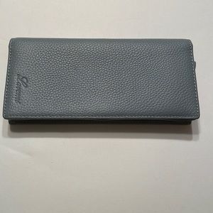 Lavemi - RFID blocking ultra slim Wallet - New without tag.